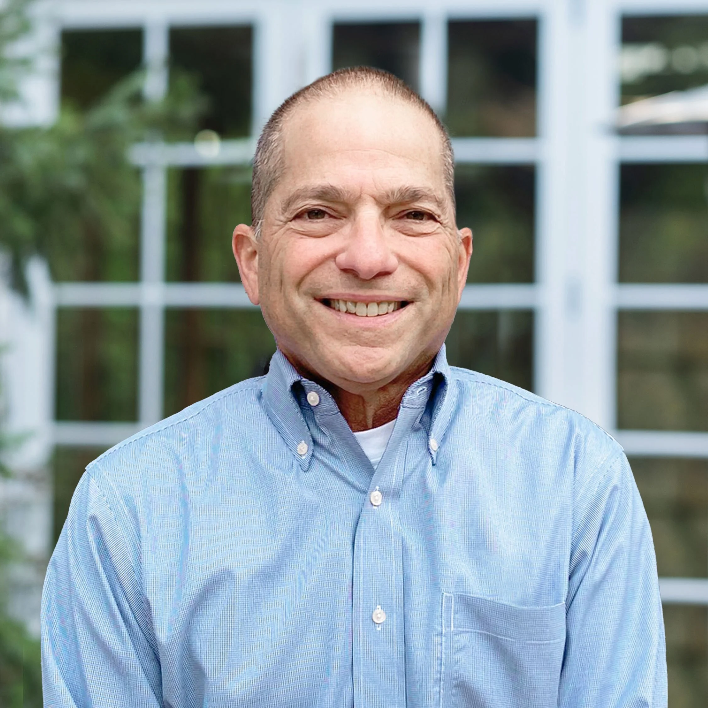 Headshot of Daniel Yaross.
